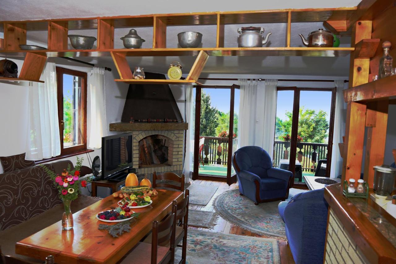 Merak Holiday Home Visoko Ngoại thất bức ảnh
